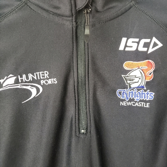 NRL AUTHENTICS New Castle Knights Black Pullover S - Picture 2 of 7